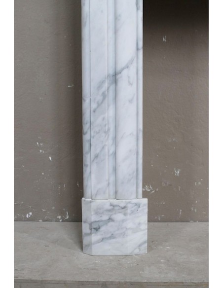 305 GENUINE “BOUDIN CARRÉ” FIREPLACE MANTEL CARVED IN BEAUTIFUL VEINED CALACATTA MARBLE