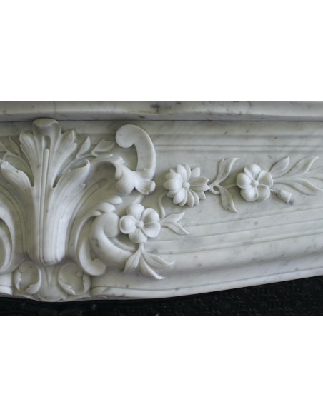 022 AG GENUINE ART NOUVEAU “MAJORELLE” FIREPLACE CARVED IN WHITE CARRARA MARBLE PROVIDED WITH ITS ORIGINAL CAST IRON INSERT