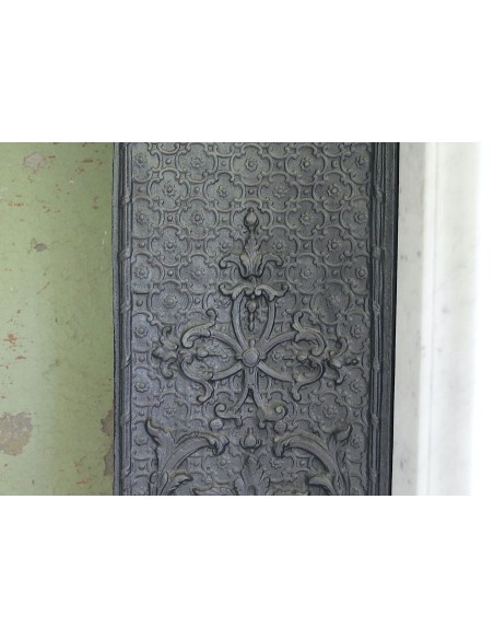 022 AG GENUINE ART NOUVEAU “MAJORELLE” FIREPLACE CARVED IN WHITE CARRARA MARBLE PROVIDED WITH ITS ORIGINAL CAST IRON INSERT