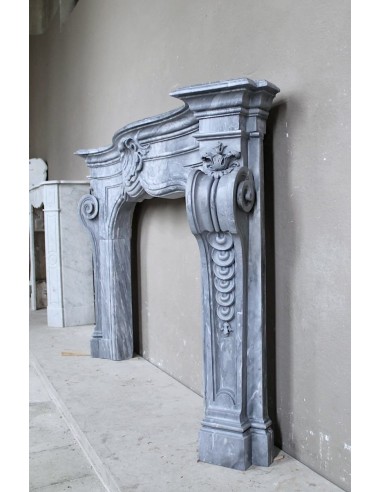 073 IMPRESSIVE ITALIAN “COQUILLE" FIREPLACE...