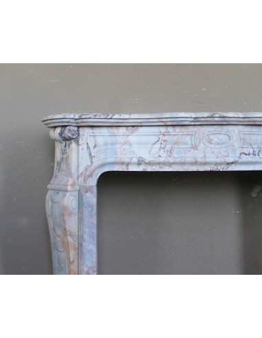 Antique Baroque style fireplace mantel in  beautiful Calacatta Gold marble. This is a rare and elegant marble fire surround.