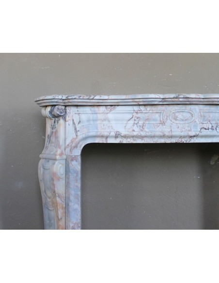 Antique Baroque style fireplace mantel in  beautiful Calacatta Gold marble. This is a rare and elegant marble fire surround.