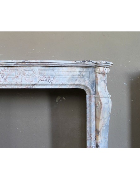 Antique Baroque style fireplace mantel in  beautiful Calacatta Gold marble. This is a rare and elegant marble fire surround.