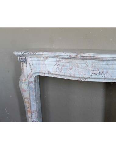 Antique Baroque style fireplace mantel in  beautiful Calacatta Gold marble. This is a rare and elegant marble fire surround.