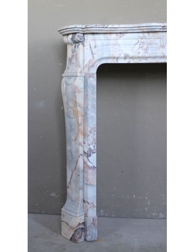Antique Baroque style fireplace mantel in  beautiful Calacatta Gold marble. This is a rare and elegant marble fire surround.