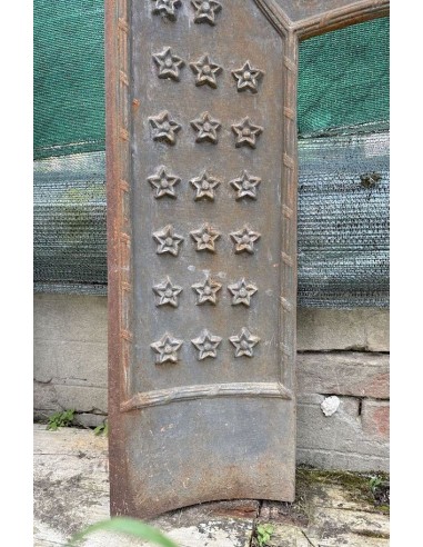 CG 035 CAMINETTO-CONTROCUORE NEOGOTICO E STELLATO