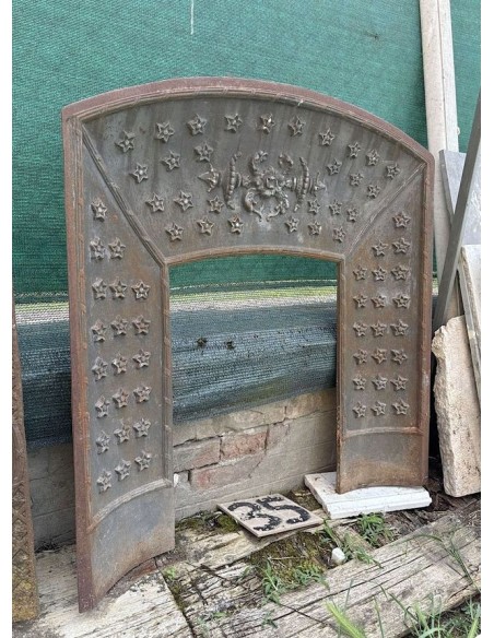 CG 035 CAMINETTO-CONTROCUORE NEOGOTICO E STELLATO