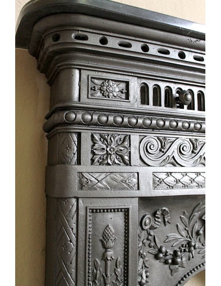 Antique cast iron mantelpiece coming from Paris. This Art Nouveau style mantel dates back to the early XXth century.