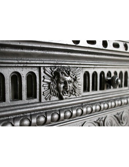 Antique cast iron mantelpiece coming from Paris. This Art Nouveau style mantel dates back to the early XXth century.