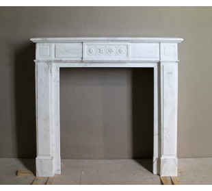 Antique neoclassical "Macaron" mantelpiece carved in Statuary Carrara marble, with exquisite architectural design.