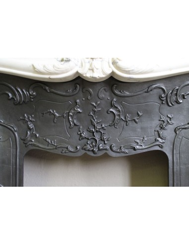 Antique Louis XV “Trois Glands” fireplace mantel in  White veined Calacatta marble provided with cast iron insert.