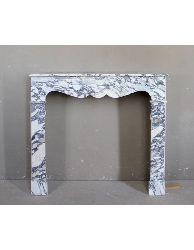 Antique Louis XV “Pompadour Plat” fireplace in Breccia Medicea marble, with veining from white to blue, purple to gold.