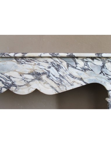 Antique Louis XV “Pompadour Plat” fireplace in Breccia Medicea marble, with veining from white to blue, purple to gold.