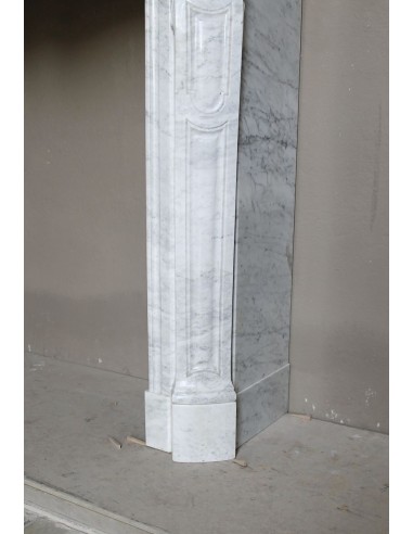 Antique Louis XV Pompadour "Pied Galbé" fireplace mantel in white marble offered at a low discounted price.