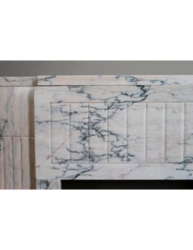 Art Deco mantel carved in veined pink marble called Rosa Portogallo. This antique fireplace comes with its original base.
