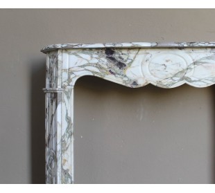 Baroque Pompadour fireplace mantel carved in magnificent Calacatta Gold marble: shades of gold, purple, emerald green, white. 2