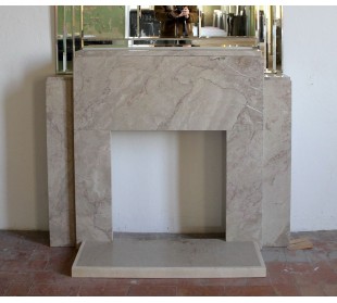 Art Deco fireplace with original mirror, composed of beveled crystal elements. An architectural pair of great design value. 2