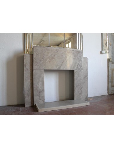 Art Deco fireplace with original mirror, composed of beveled crystal elements. An architectural pair of great design value.