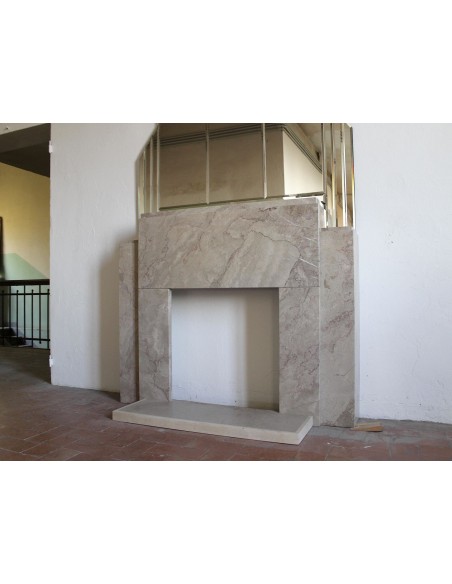 Art Deco fireplace with original mirror, composed of beveled crystal elements. An architectural pair of great design value.