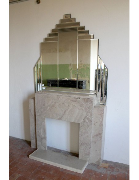 Art Deco fireplace with original mirror, composed of beveled crystal elements. An architectural pair of great design value.