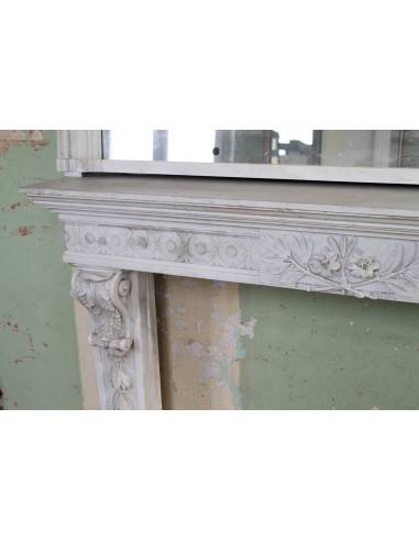 Exceptional large-scale Neoclassical fireplace mantel carved in white Carrara marble. This model can also be found at Versailles