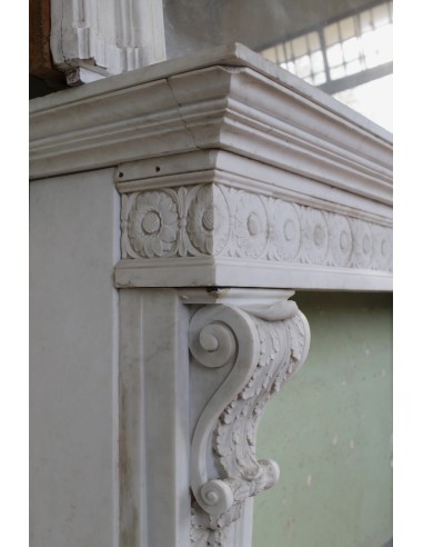 Exceptional large-scale Neoclassical fireplace mantel carved in white Carrara marble. This model can also be found at Versailles
