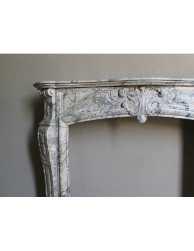 052 ANTIQUE TRANSITION "AMÉLIORÉ" FIREPLACE...