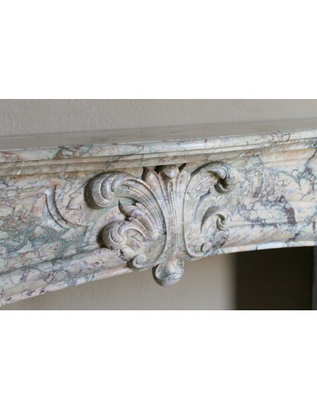 052 ANTIQUE TRANSITION "AMÉLIORÉ" FIREPLACE MANTEL IN VEINED CALACATTA GOLD MARBLE