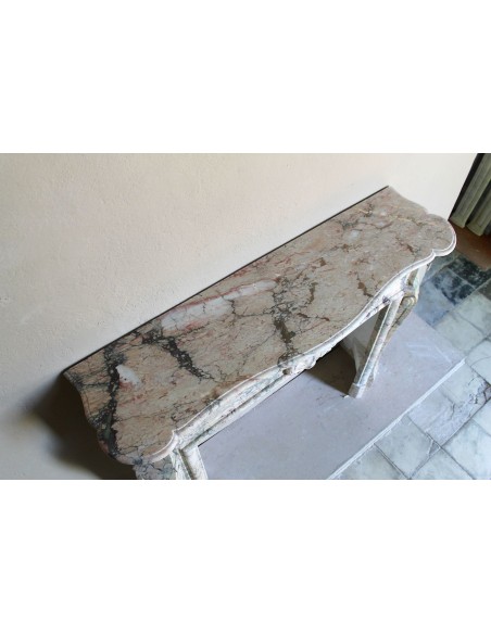 052 ANTIQUE TRANSITION "AMÉLIORÉ" FIREPLACE MANTEL IN VEINED CALACATTA GOLD MARBLE
