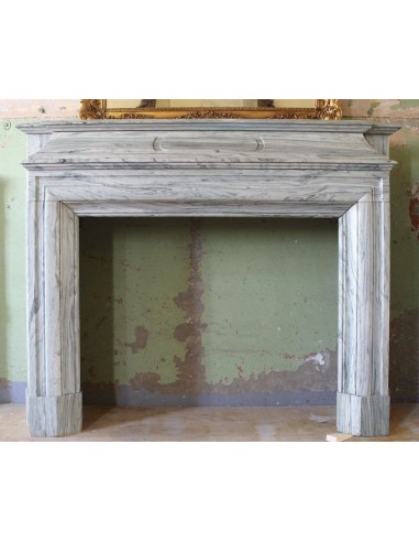 Antique big Louis XIV "Boudin Versailles" mantel carved in Green Acquamarina marble.