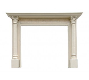 Important antique Neoclassical fireplace, with Corinthian columns and capitals, entirely carved in wood.