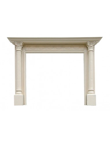 Important antique Neoclassical fireplace, with Corinthian columns and capitals, entirely carved in wood.