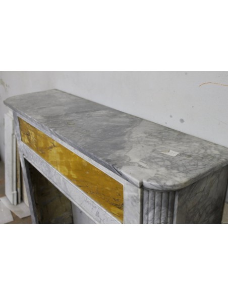 701 ART DECO FIREPLACE IN BARDIGLIO AND GIALLO SIENA MARBLE