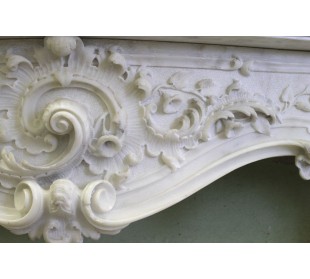 Exceptional Art Nouveau and Baroque mantel carved in Statuario Carrara marble. A unique, unobtainable, wonderful piece. 2