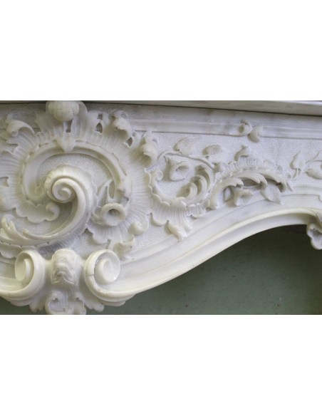 604 AG ANTIQUE EXCEPTIONAL FLORAL ITALIAN FIREPLACE MANTEL IN STATUARY MARBLE