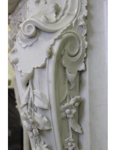 604 AG ANTIQUE EXCEPTIONAL FLORAL ITALIAN FIREPLACE MANTEL IN STATUARY MARBLE