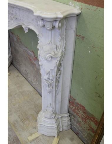 604 AG ANTIQUE EXCEPTIONAL FLORAL ITALIAN...