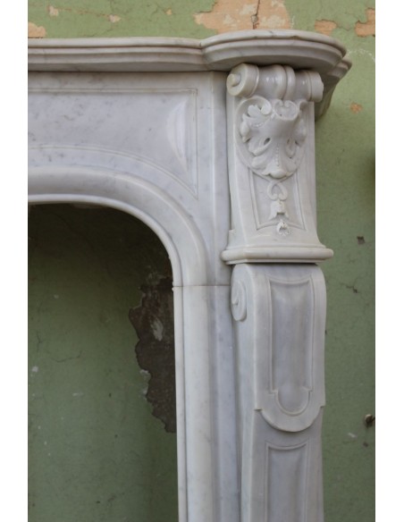 010 AG MONUMENTAL LOUIS XV "BOUCLES DE MER" FIREPLACE MANTEL IN WHITE CARRARA MARBLE
