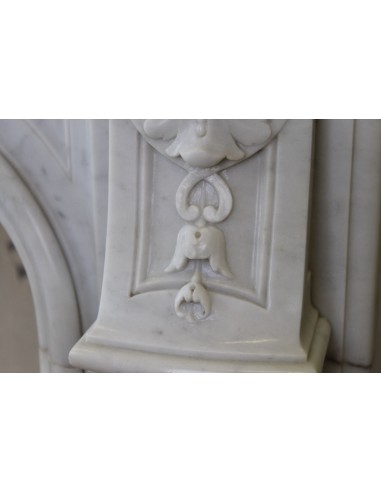 010 AG MONUMENTAL LOUIS XV "BOUCLES DE MER"...