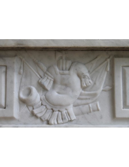 237 ORIGINAL LOUIS XVI FIREPLACE MANTEL IN WHITE CARRARA MARBLE, LATE 18TH CENTURY
