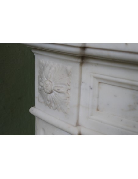 214 ELEGANT LOUIS XVI "DEUX ROSES ARRONDI" FIREPLACE MANTEL IN AMAZING WHITE STATUARY CALACATTA MARBLE
