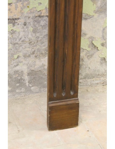 1018 "POMPADOUR PLAT" FIREPLACE IN FIR WOOD...