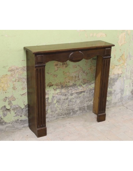 1018 "POMPADOUR PLAT" FIREPLACE IN FIR WOOD ESSENCE