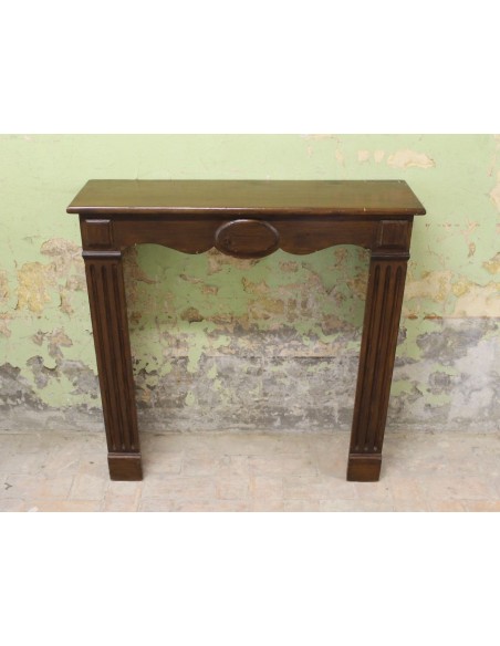 1018 "POMPADOUR PLAT" FIREPLACE IN FIR WOOD ESSENCE