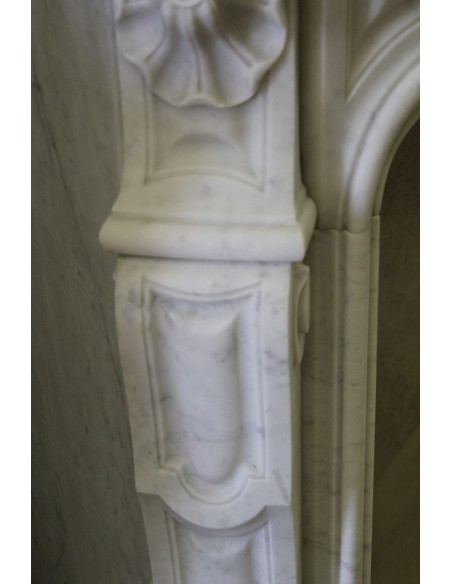 000 ANTIQUE ORIGINAL LOUIS XV "JELLYFISH VEIL" IN WHITE CARRARA MARBLE