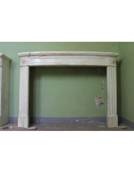 Antique Louis XVI fireplace mantel carved in white Calacatta marble.