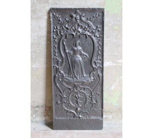 109 PIASTRA IN GHISA ARTISTICA DALLA RARA ELEGANZA