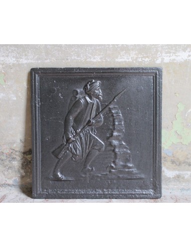 140 PIASTRA MILITARESCA PER FONDO CAMINO