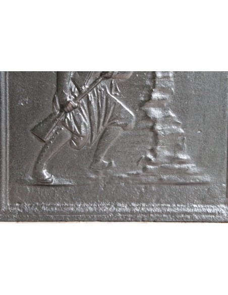 140 PIASTRA MILITARESCA PER FONDO CAMINO