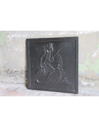 140 PIASTRA MILITARESCA PER FONDO CAMINO